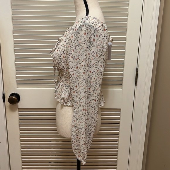 Aidan Lace Up Crop Top in Ivory Multi, Size Small - Picture 11 of 17